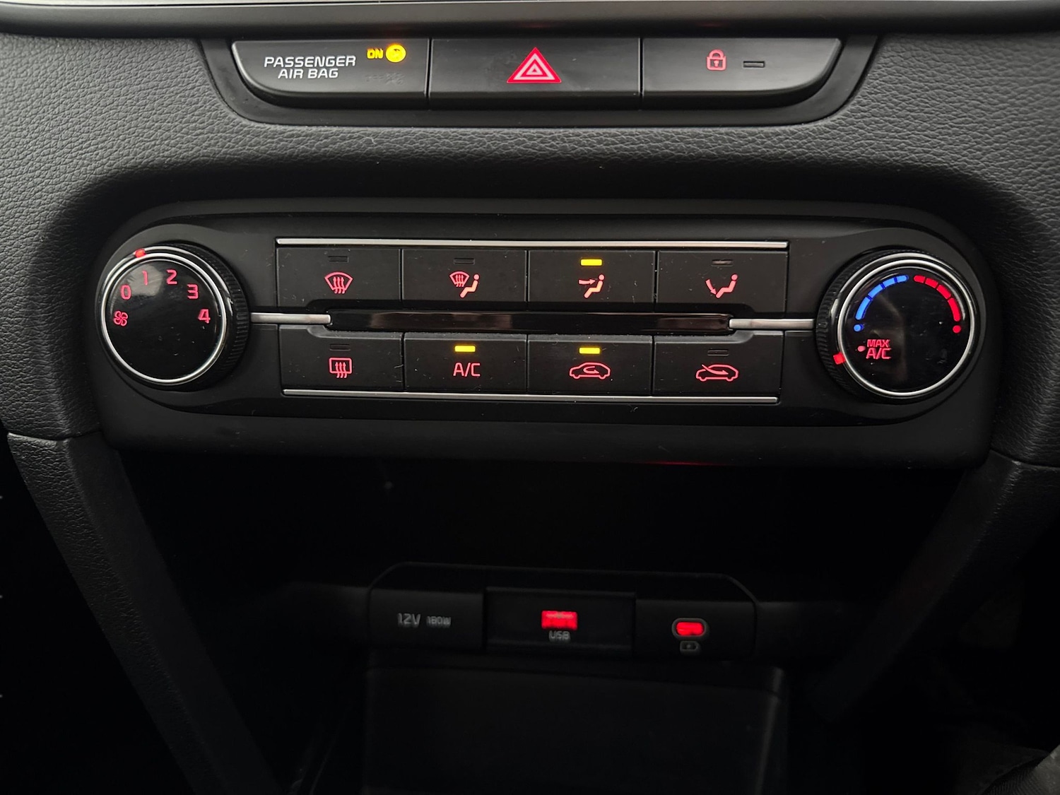 Used Kia Ceed 2024 for sale - 77760326: Photo 18