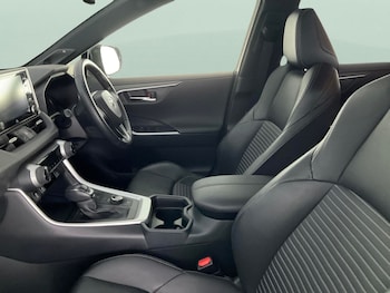 Used Toyota RAV4 2021 for sale - 76464206: Photo