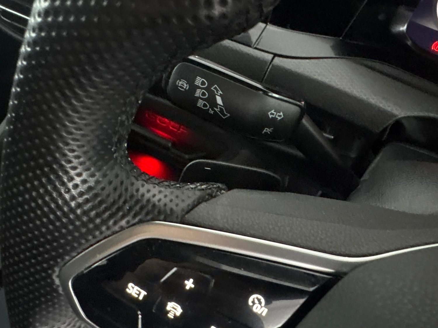 Used Volkswagen Golf 2021 for sale - 76415597: Photo 33