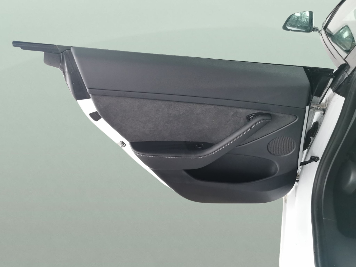 Used Tesla Model 3 2021 for sale - 77136678: Photo 32