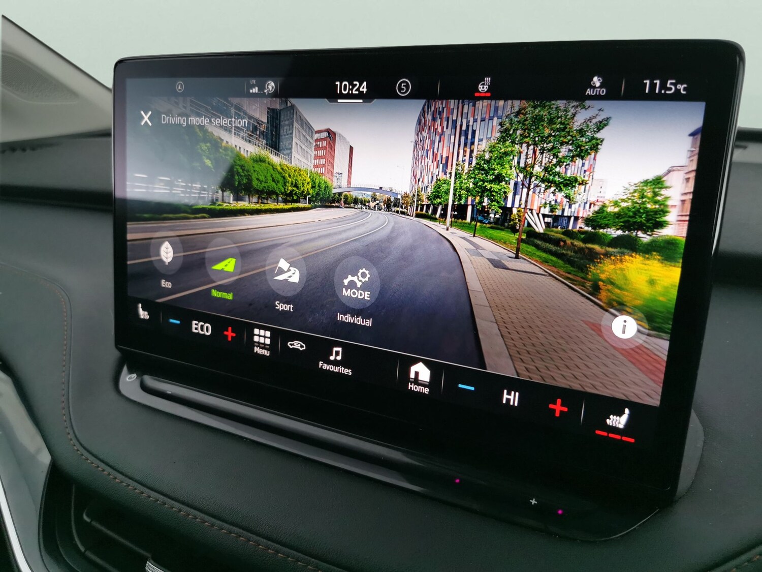 Used Skoda Enyaq for sale - 77502301: Photo 16