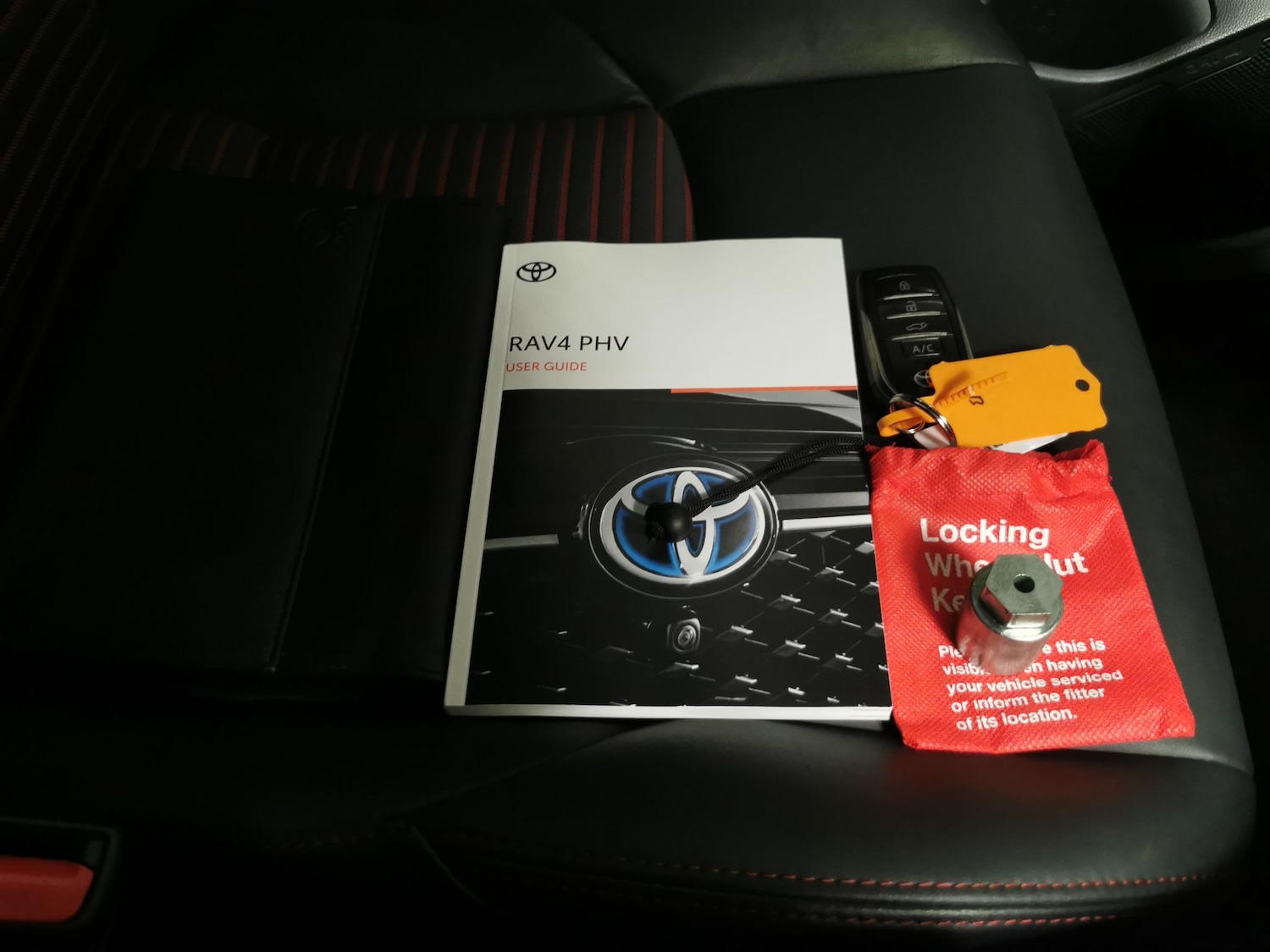 Used Toyota RAV4 2022 for sale - 77354166: Photo 32