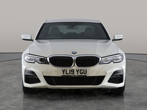 Used BMW 3 Series 2019 for sale - 76207339: Photo 17