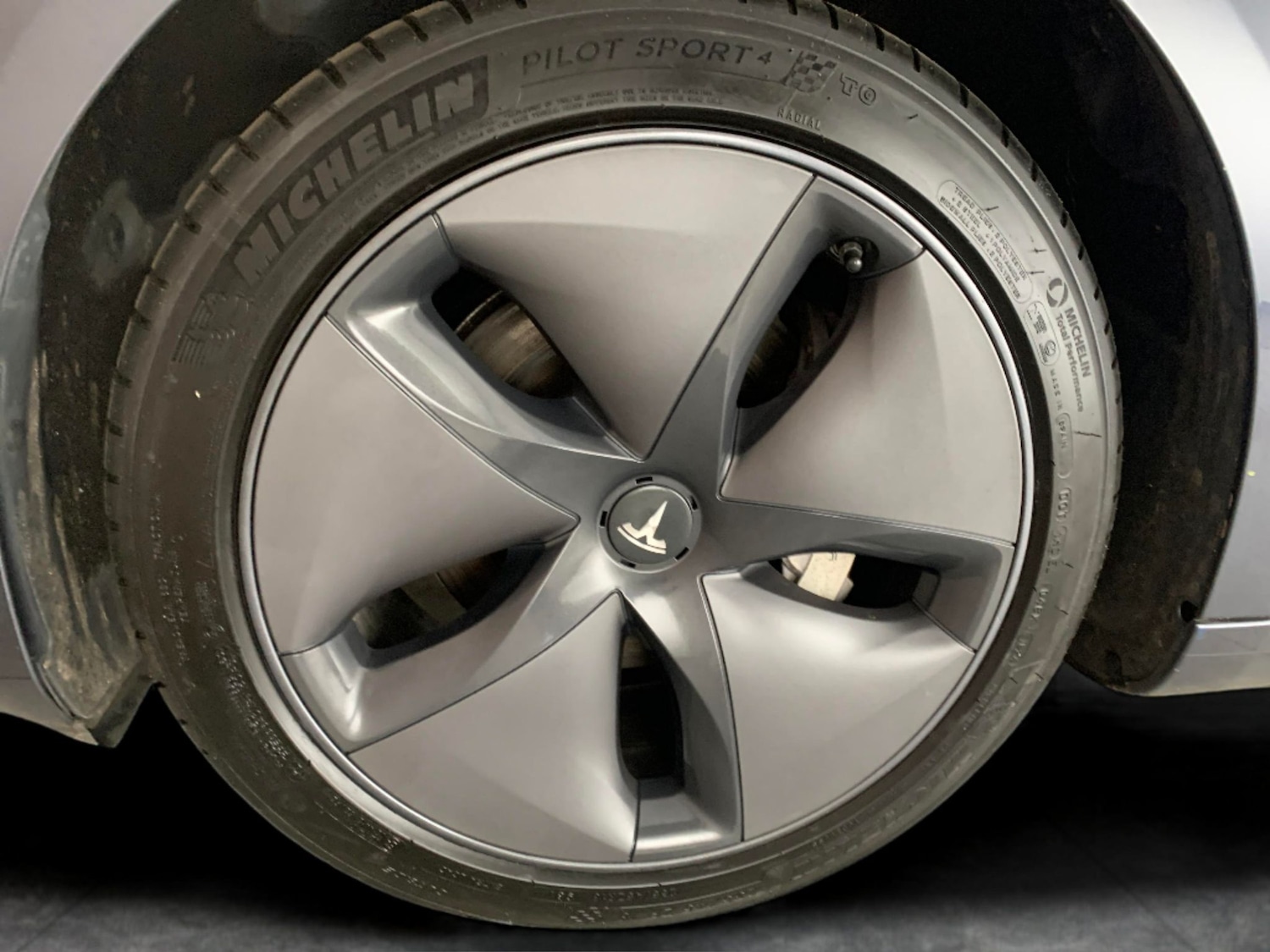 Used Tesla Model 3 2020 for sale - 77631123: Photo 23