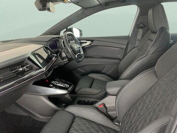 Used Audi Q4 e-tron 2023 for sale - 76545009: Photo