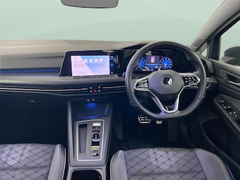 Used Volkswagen Golf 2021 for sale - 76895156: Photo