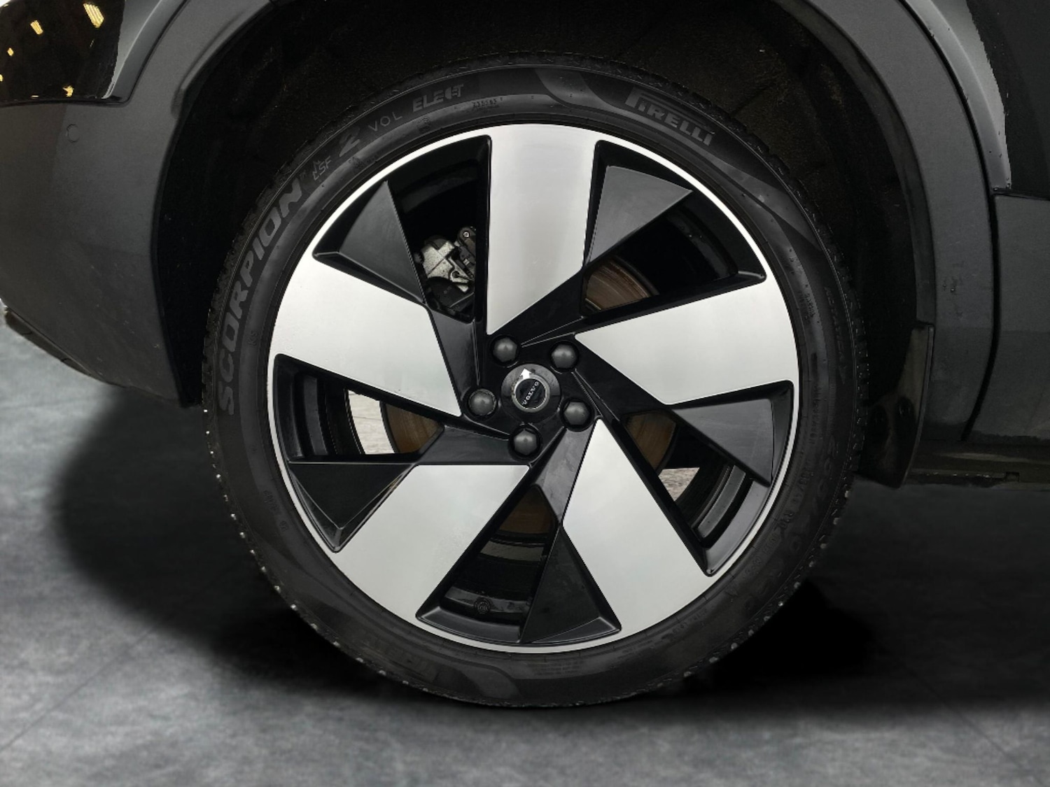 Used Volvo XC40 2024 for sale - 77300802: Photo 34