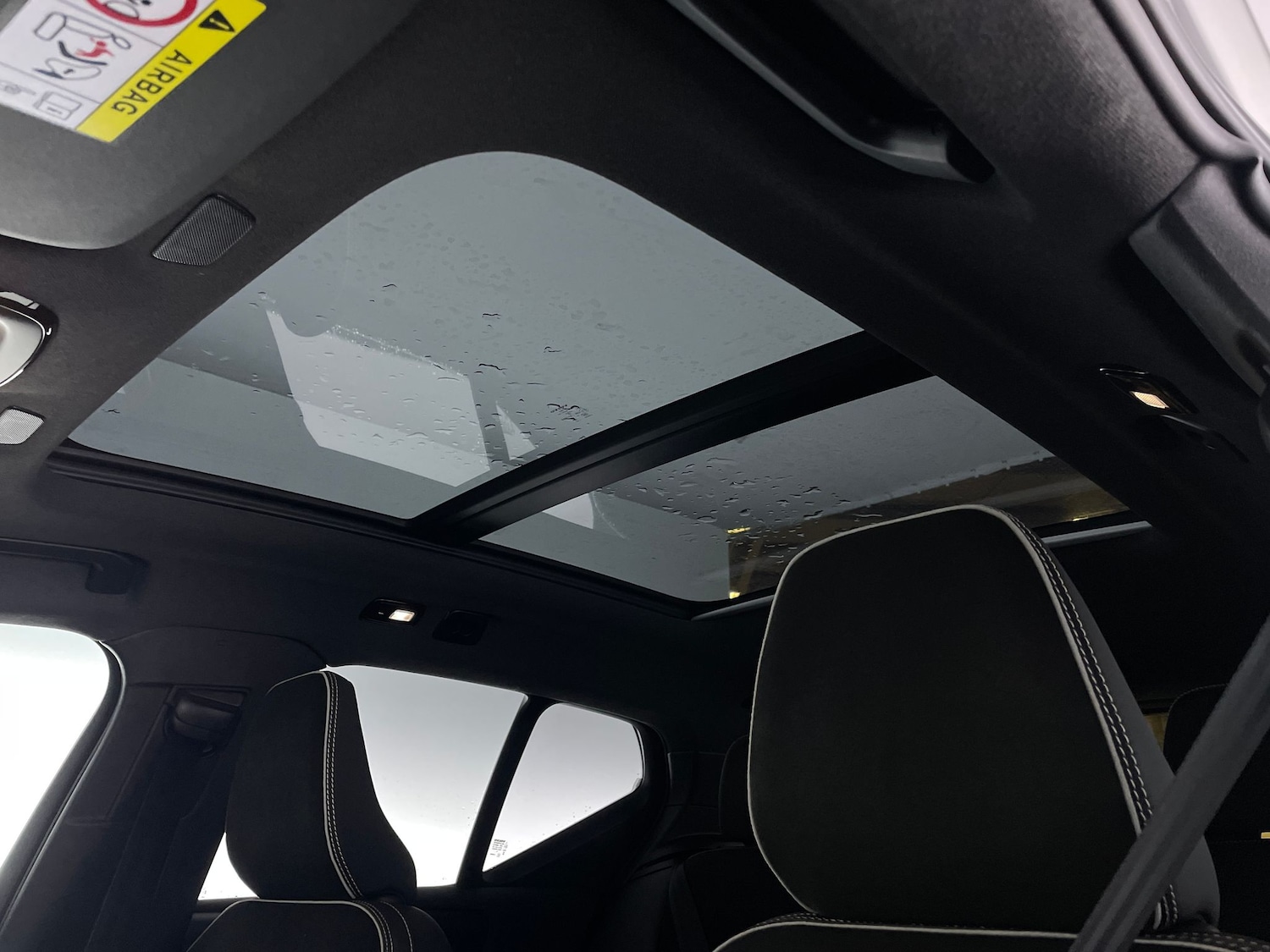 Used Volvo XC40 2024 for sale - 77300802: Photo 5