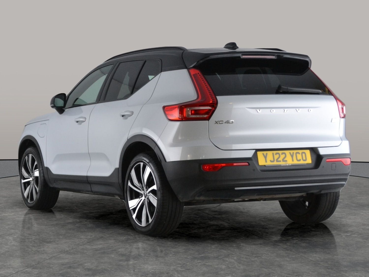 Used Volvo XC40 2022 for sale - 76141244: Photo 9