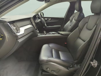 Used Volvo XC60 2020 for sale - 77448068: Photo