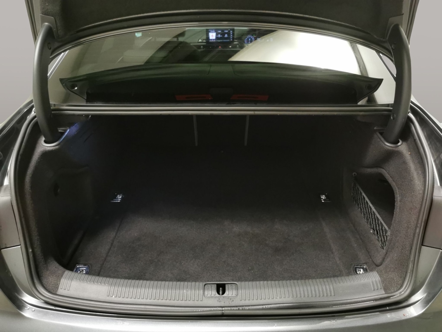 Used Audi A4 2021 for sale - 76954727: Photo 31