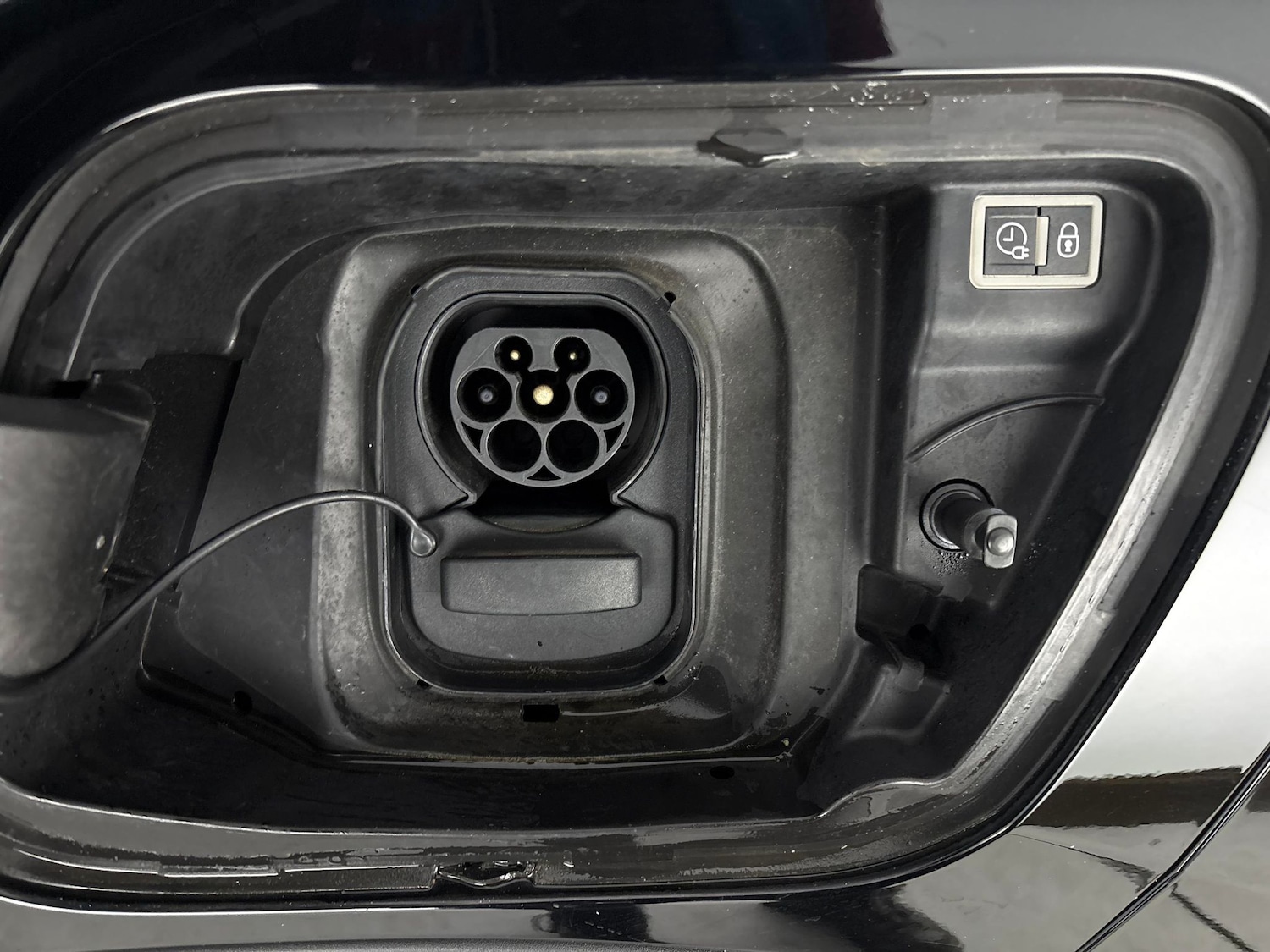 Used Peugeot E-2008 2023 for sale - 77607349: Photo 35