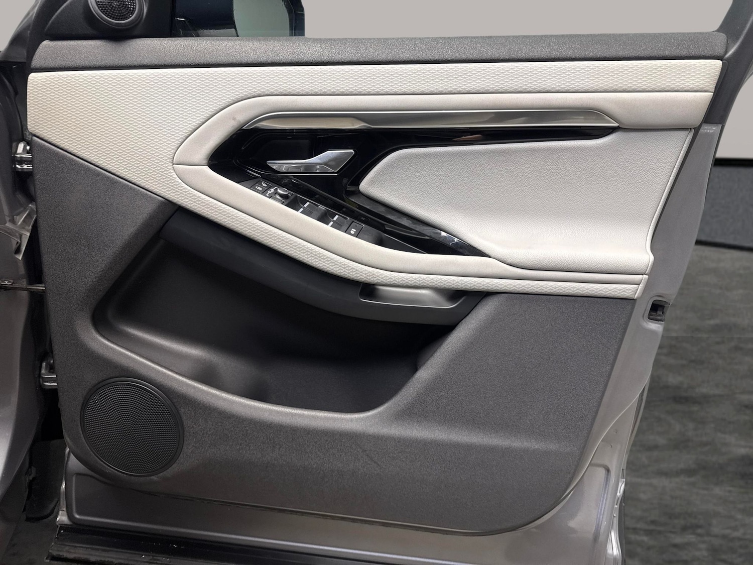 Used Land Rover Range Rover Evoque 2020 for sale - 77691371: Photo 28