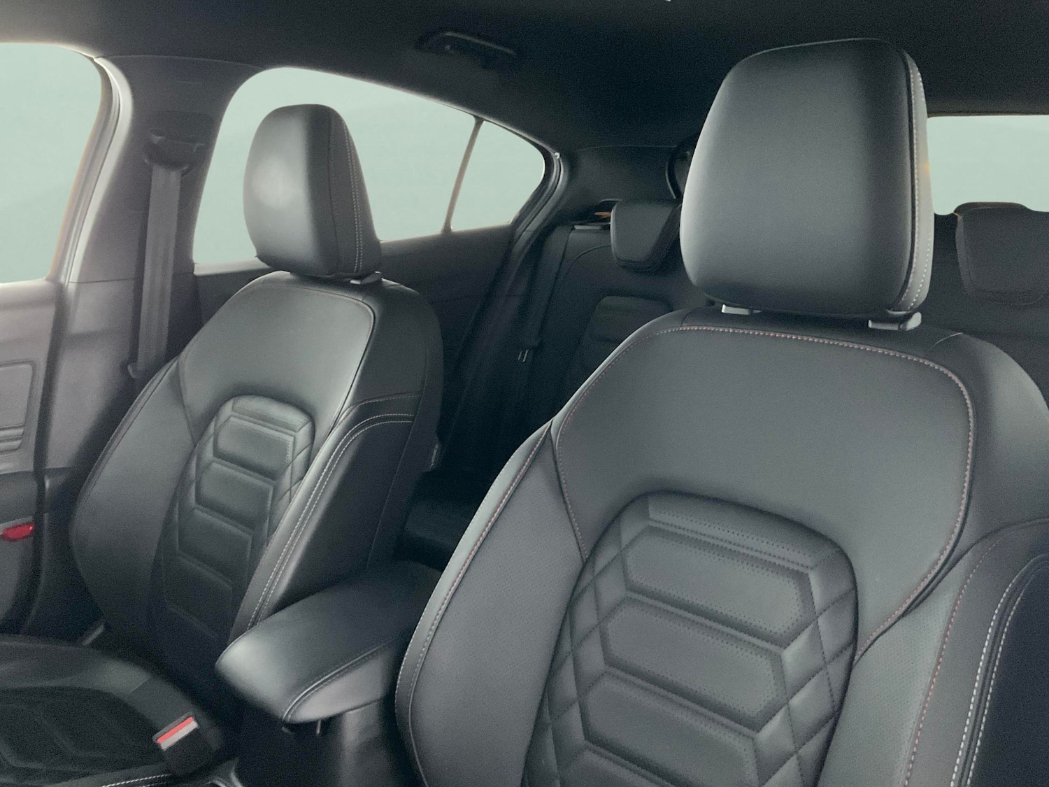 Used Ford Focus 2023 for sale - 76364935: Photo 7