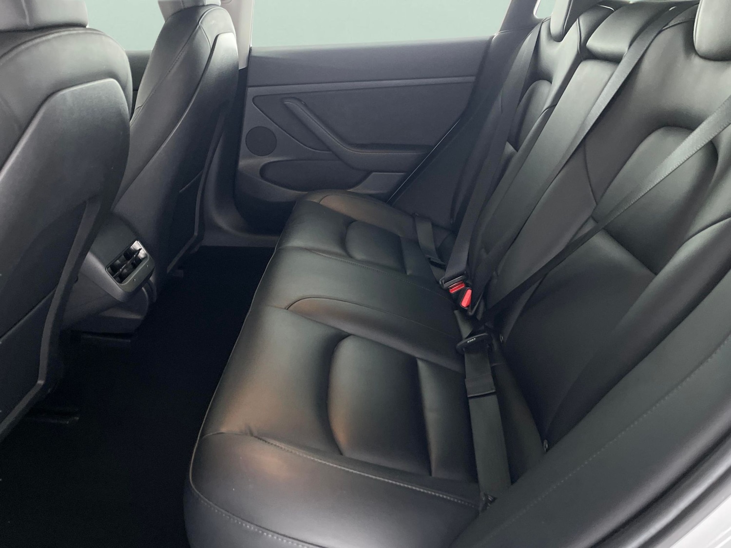 Used Tesla Model 3 2021 for sale - 76835237: Photo 35