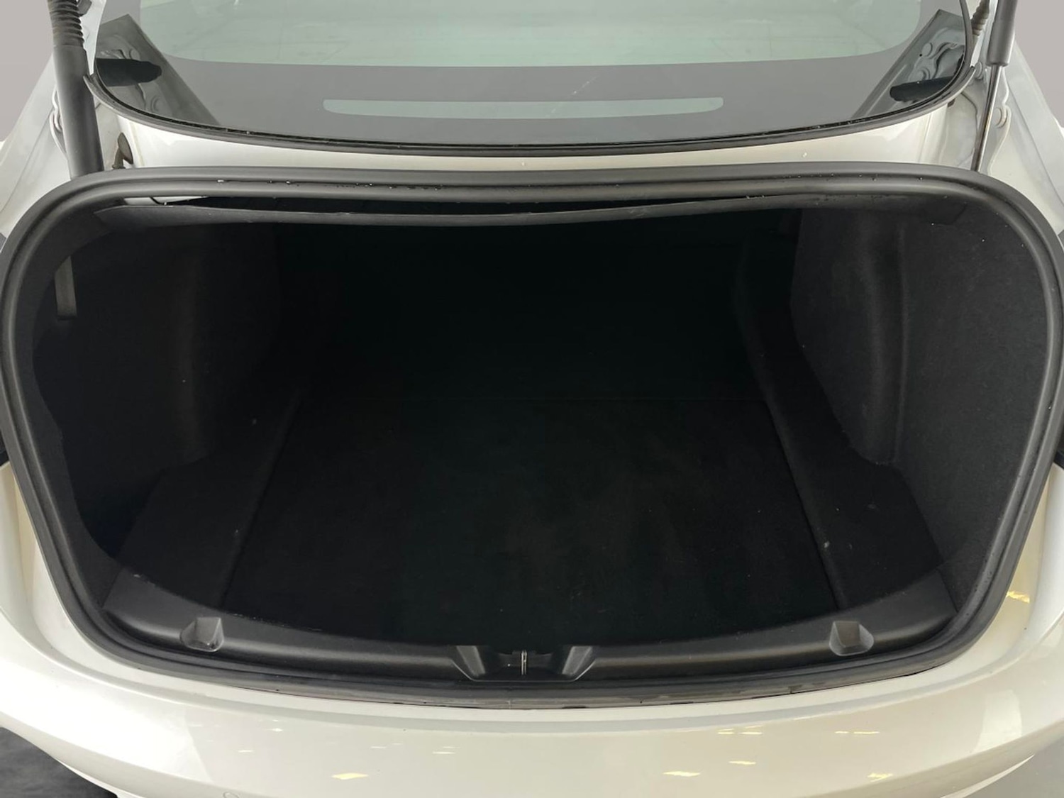 Used Tesla Model 3 2021 for sale - 76835237: Photo 41