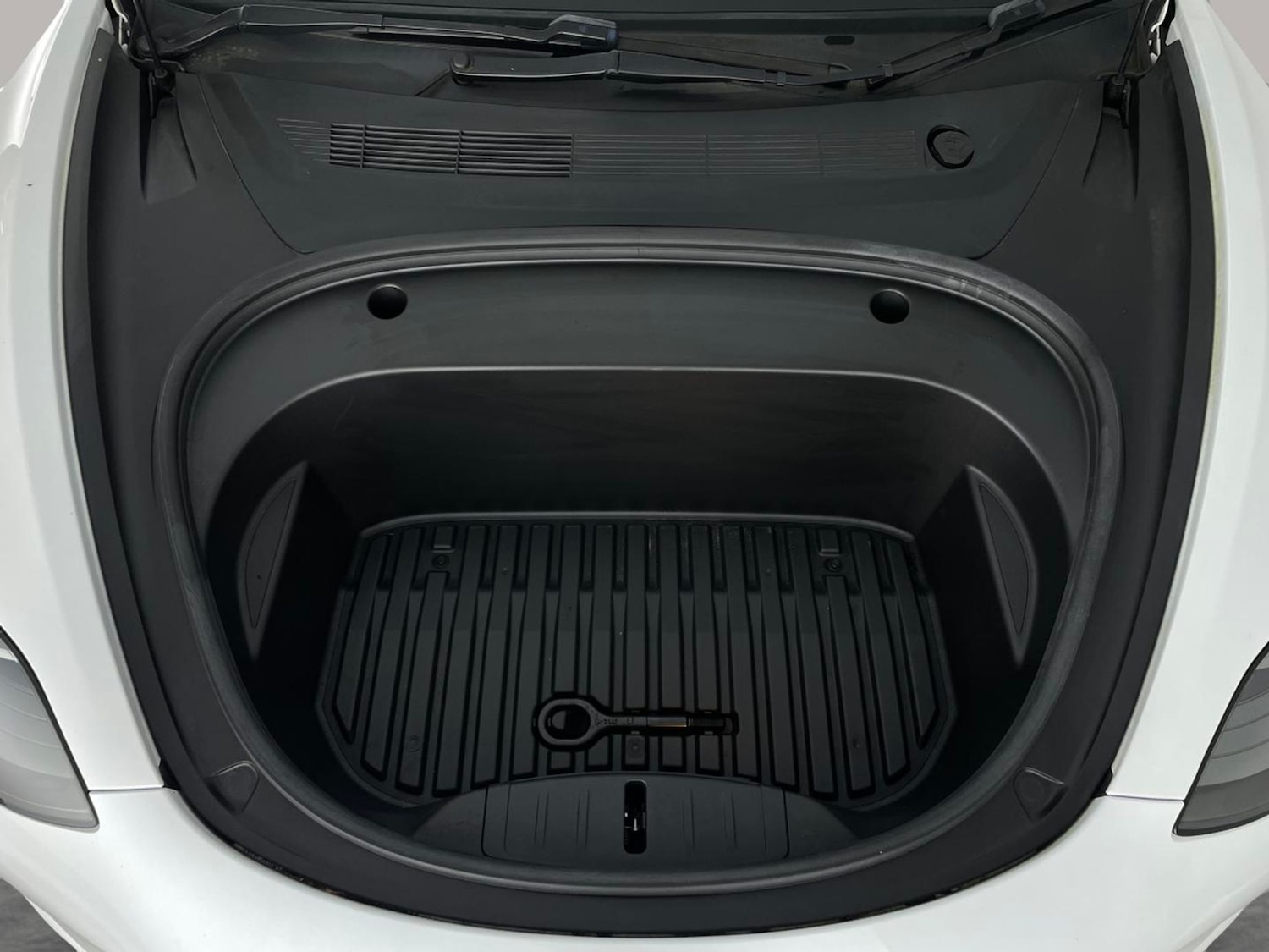 Used Tesla Model 3 2021 for sale - 76835237: Photo 43