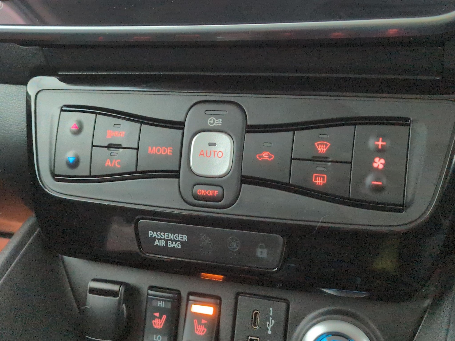 Used Nissan Leaf 2021 for sale - 77702979: Photo 20