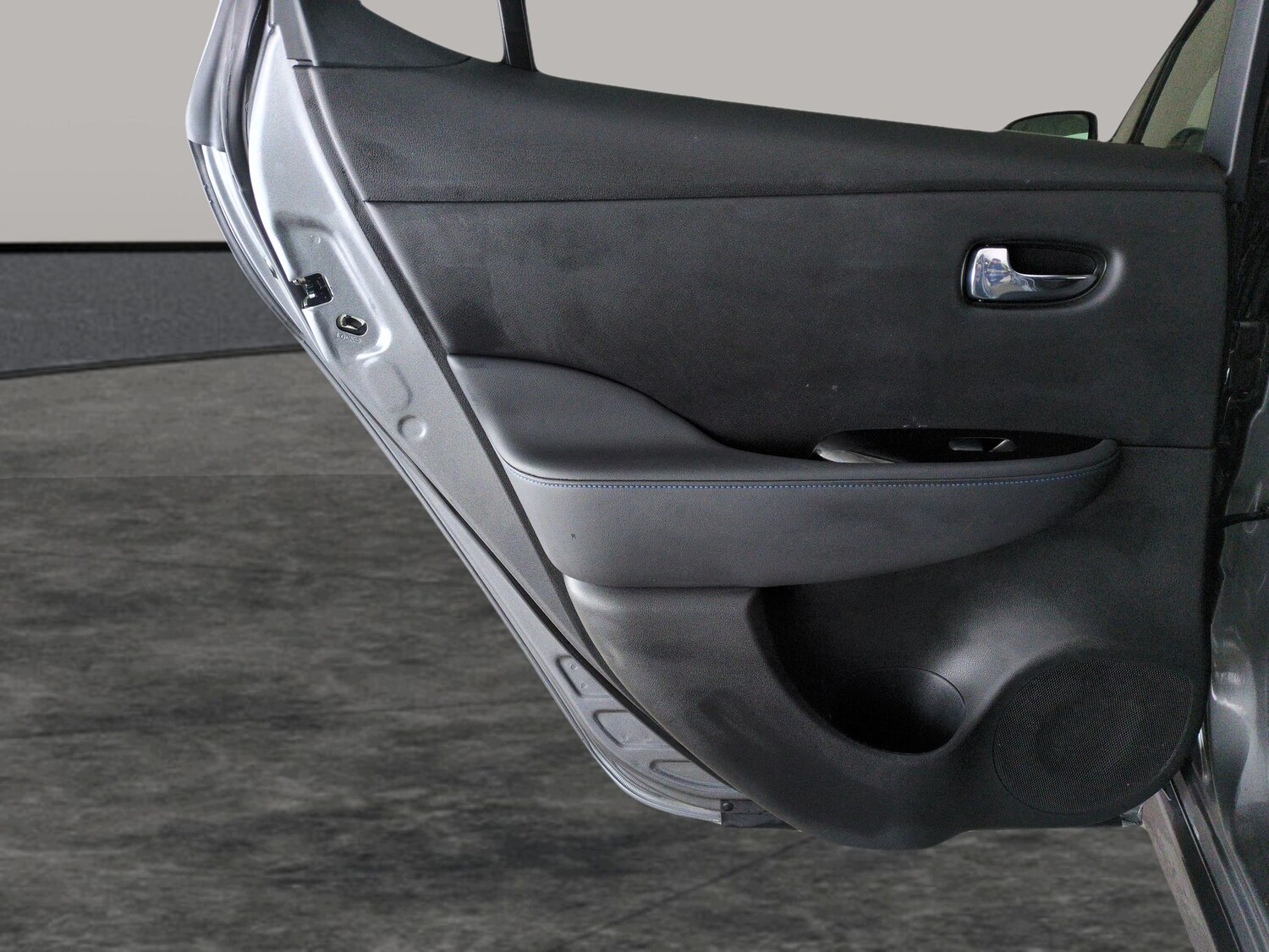 Used Nissan Leaf 2021 for sale - 77702979: Photo 33