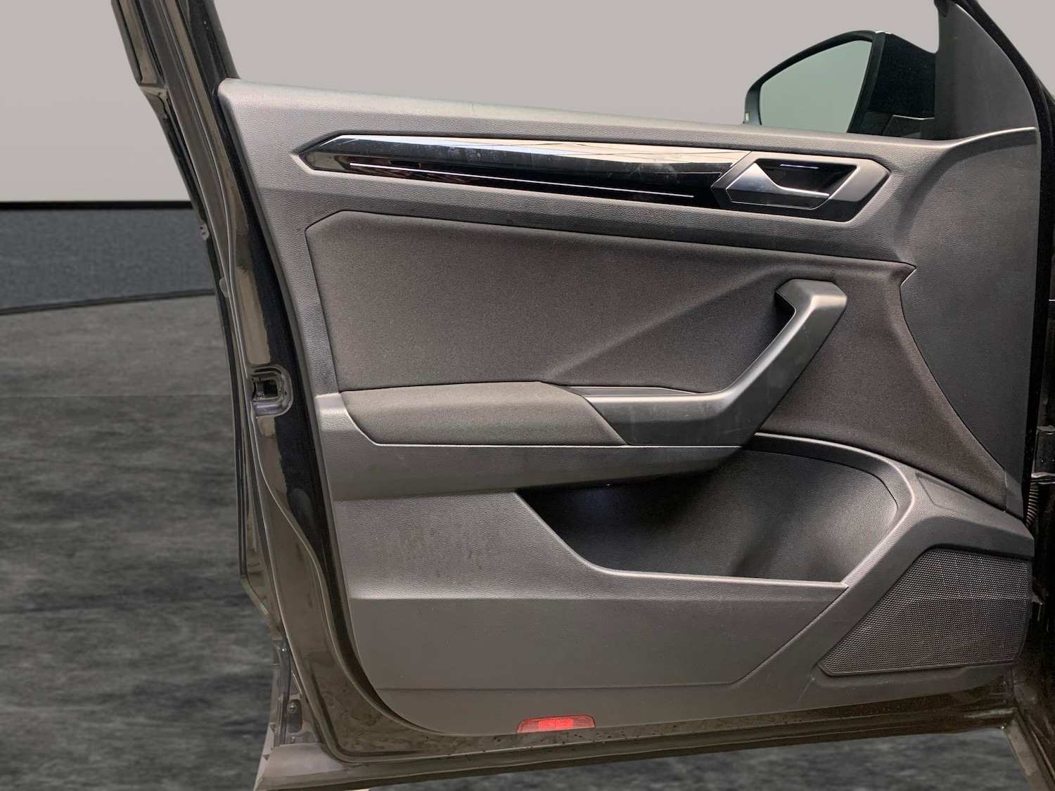 Used Volkswagen T-Roc 2021 for sale - 77294866: Photo 23