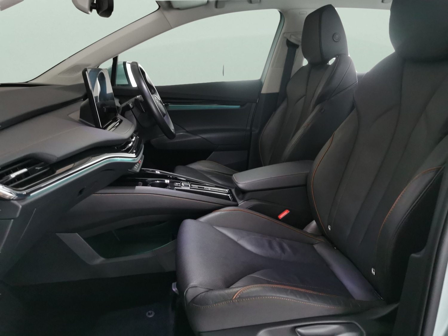 Used Skoda Enyaq 2022 for sale - 77636452: Photo 4