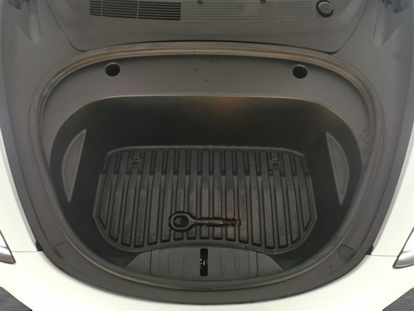 Used Tesla Model 3 2021 for sale - 76310332: Photo 45
