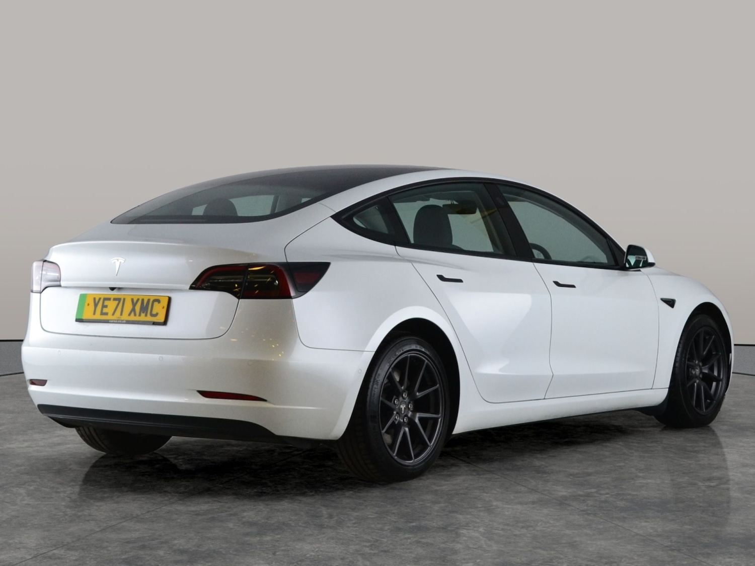 Used Tesla Model 3 2021 for sale - 76892684: Photo 12