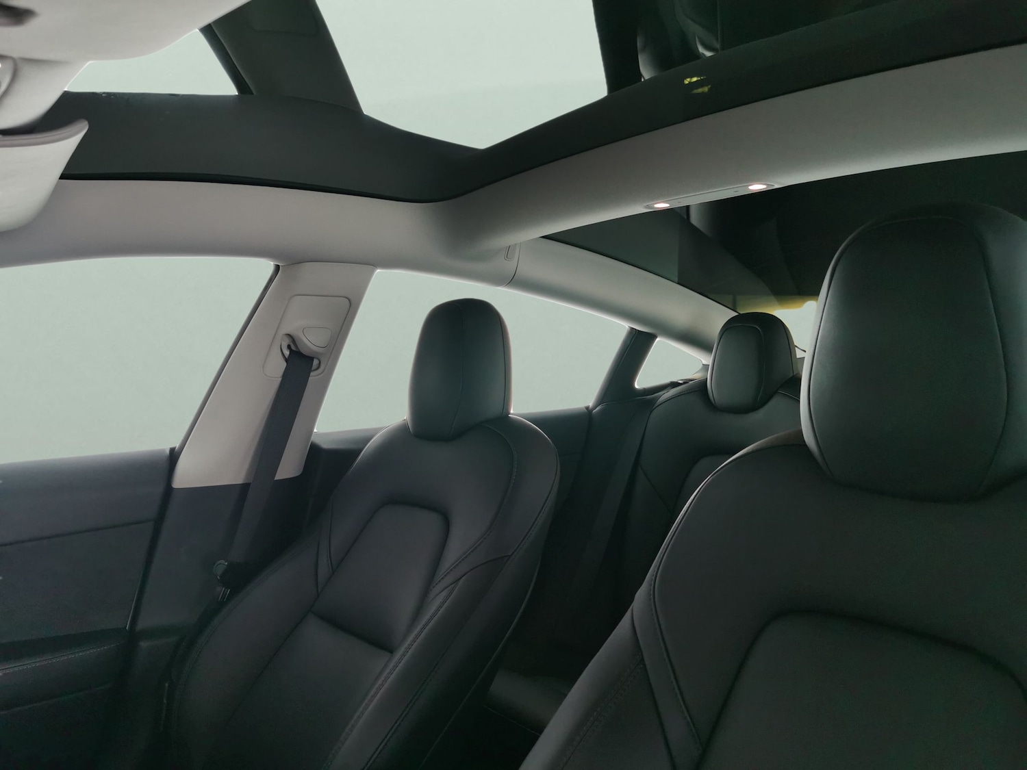 Used Tesla Model 3 2021 for sale - 76892684: Photo 5