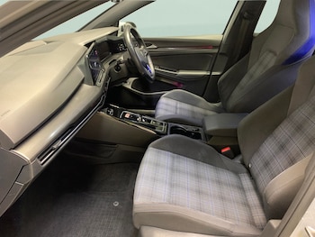 Used Volkswagen Golf 2022 for sale - 78371196: Photo