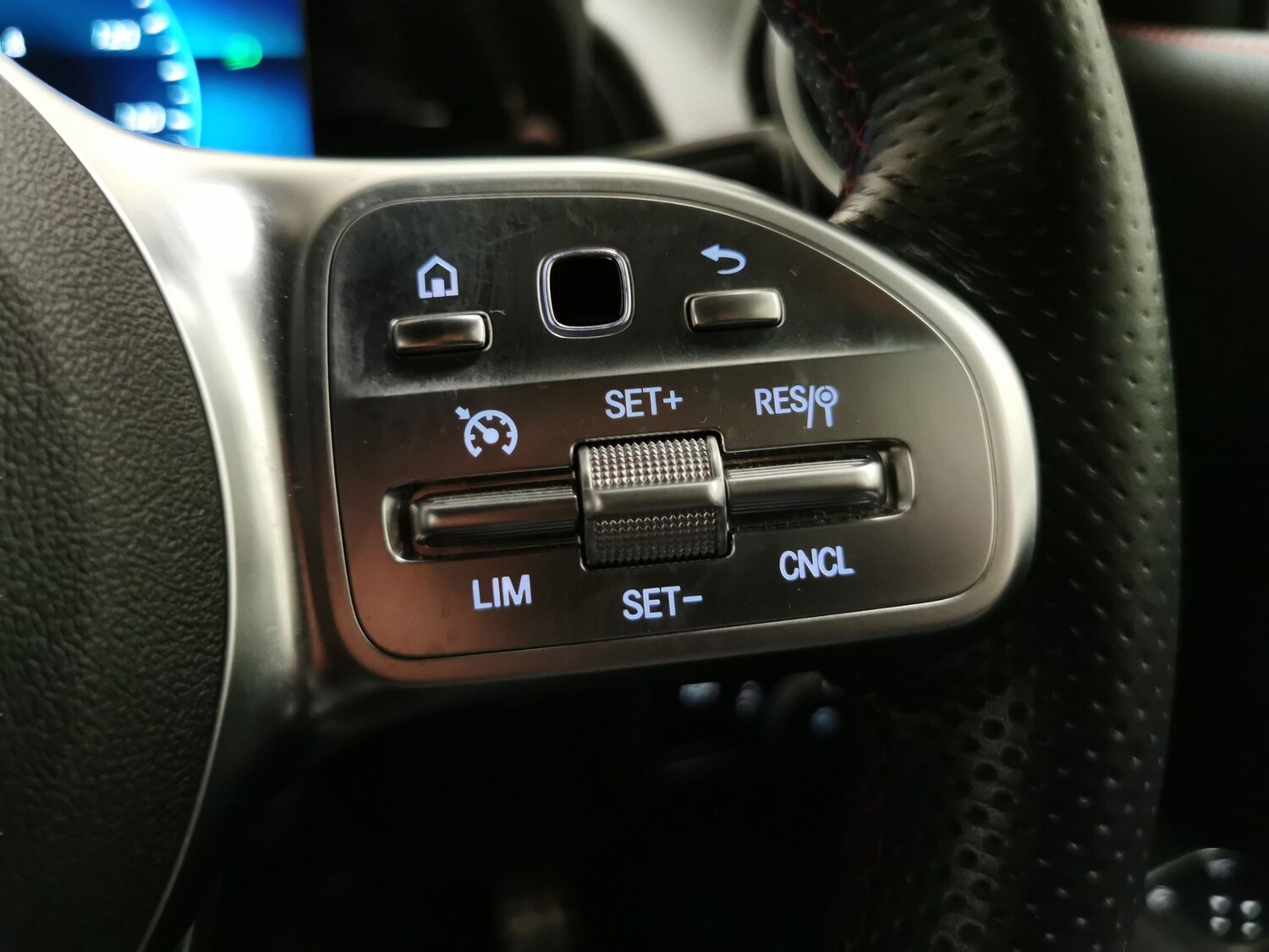 Used Mercedes-Benz GLB 2021 for sale - 77676034: Photo 21