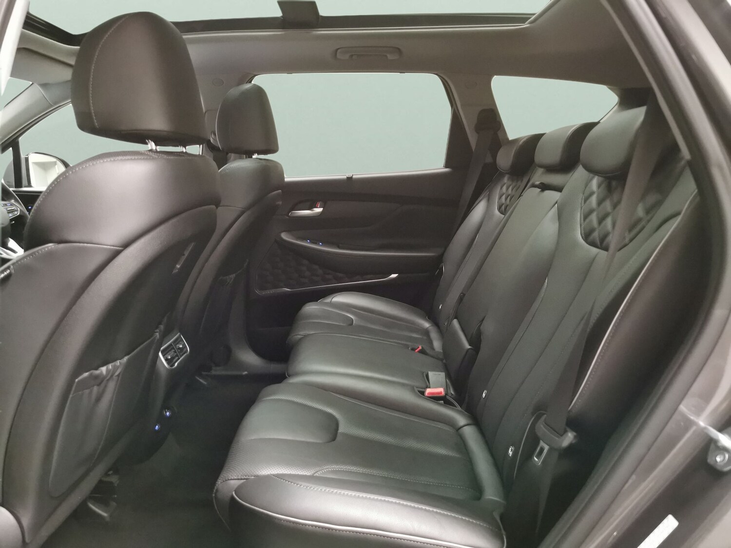 Used Hyundai Santa Fe 2023 for sale - 77517292: Photo 31