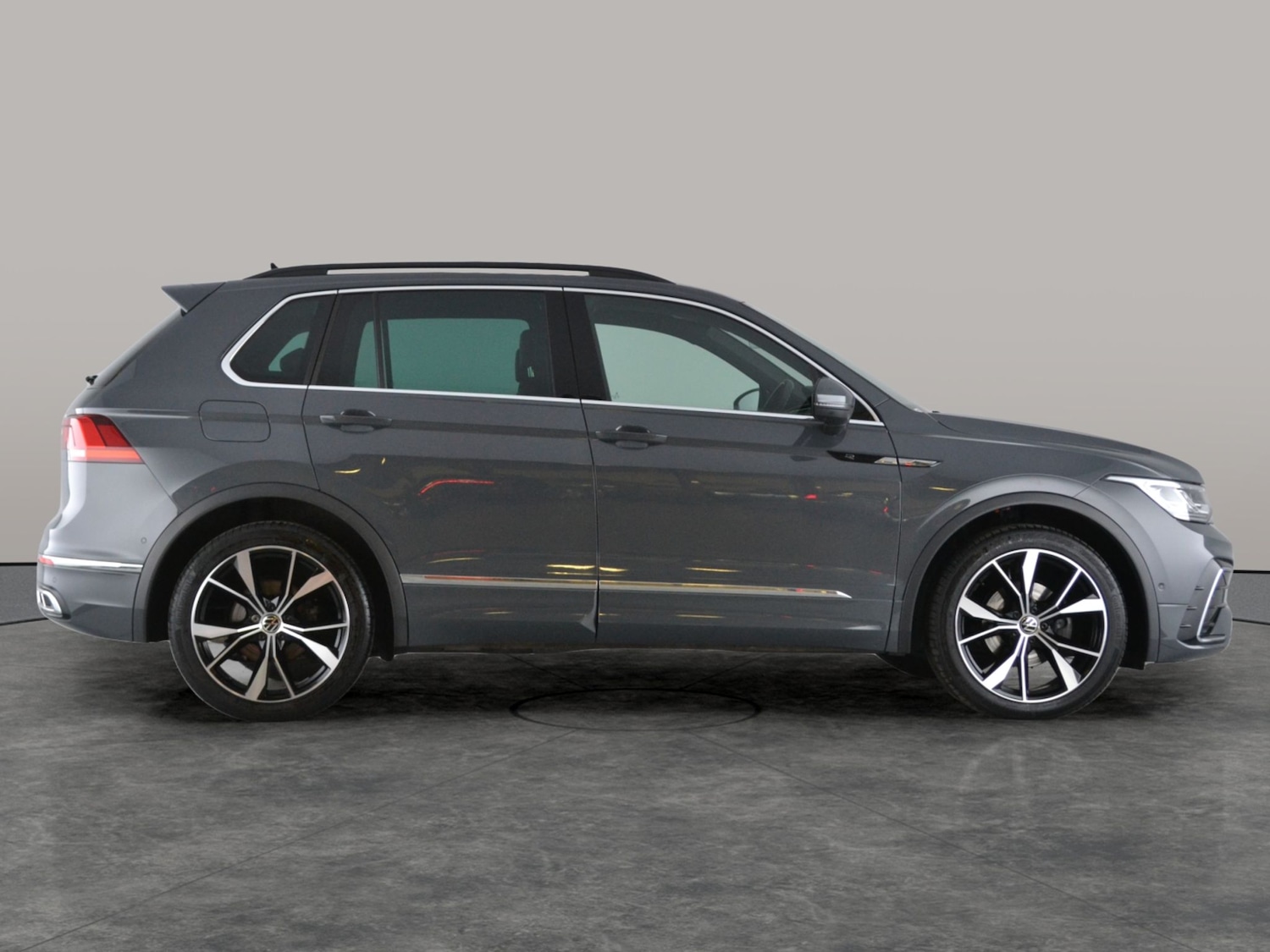 Used Volkswagen Tiguan 2022 for sale - 76415607: Photo 14