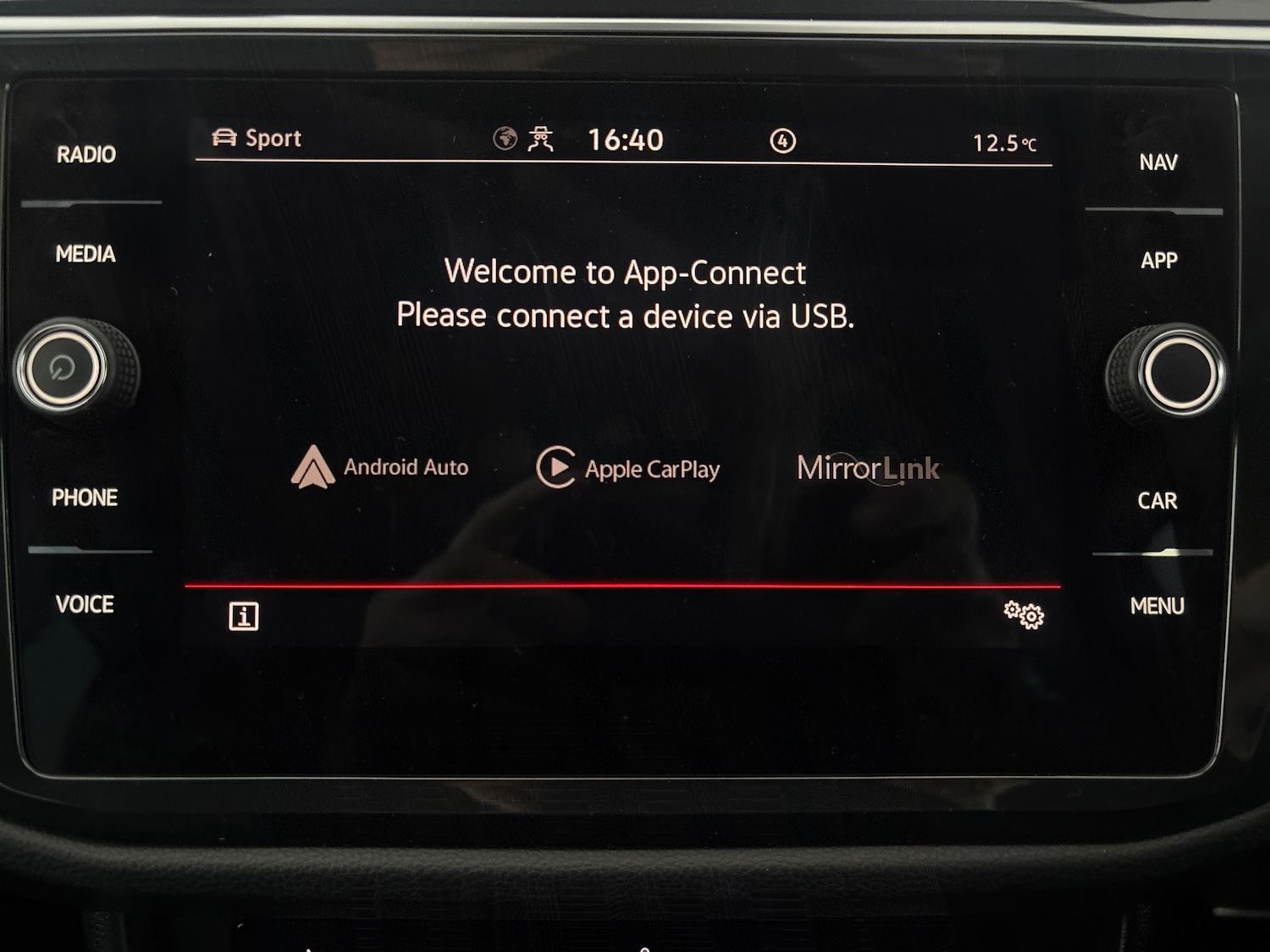 Used Volkswagen Tiguan 2022 for sale - 76415607: Photo 19