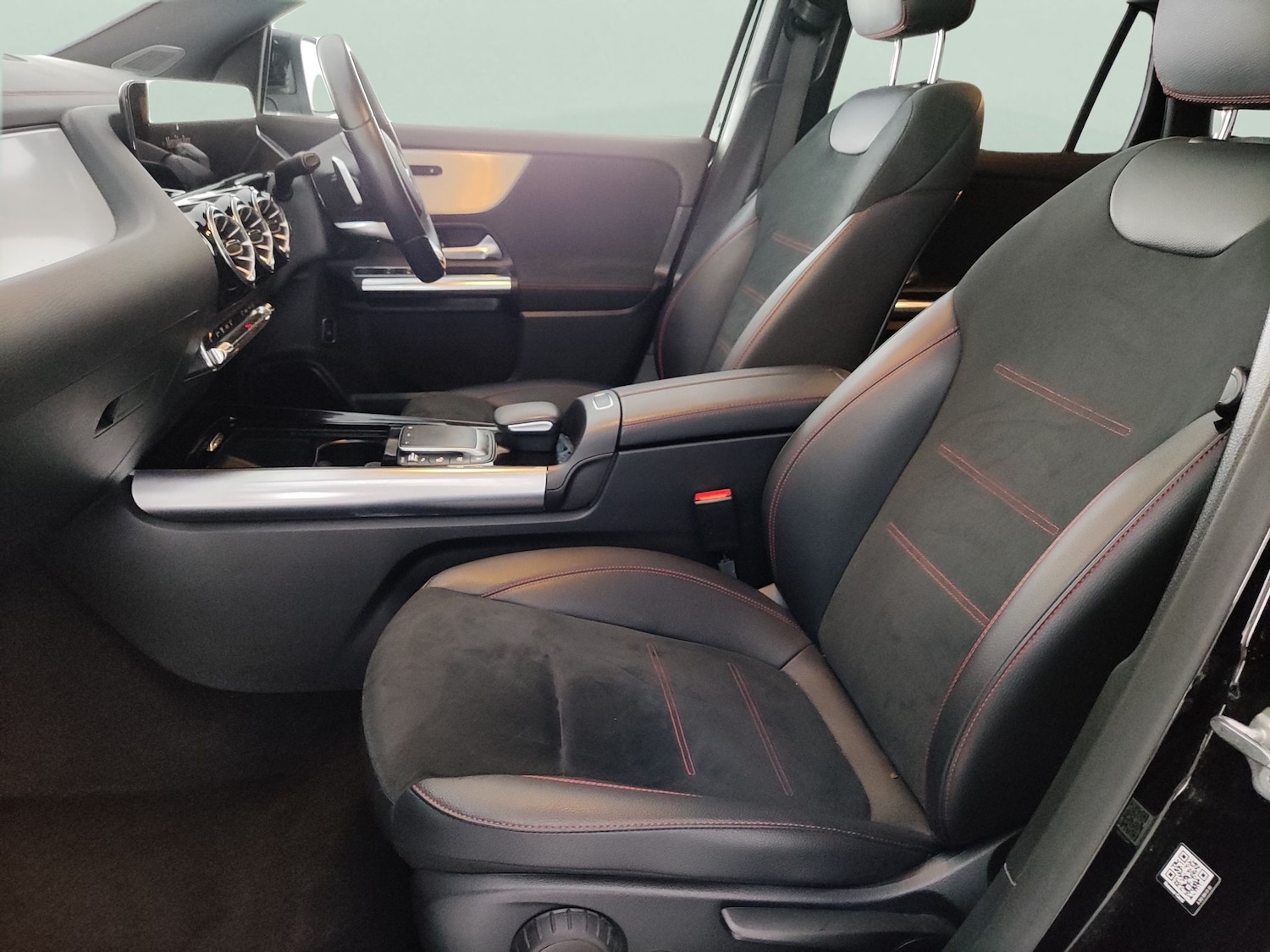 Used Mercedes-Benz EQA 2022 for sale - 78000925: Photo 4