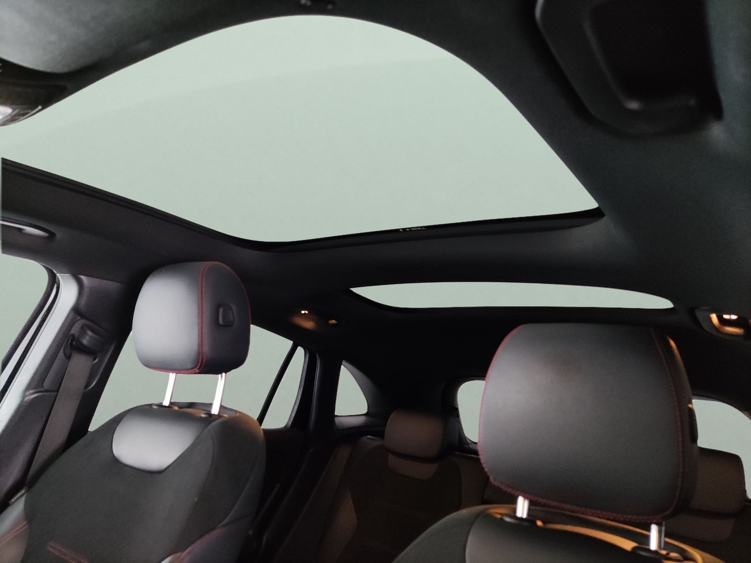 Used Mercedes-Benz EQA 2022 for sale - 78000925: Photo 5