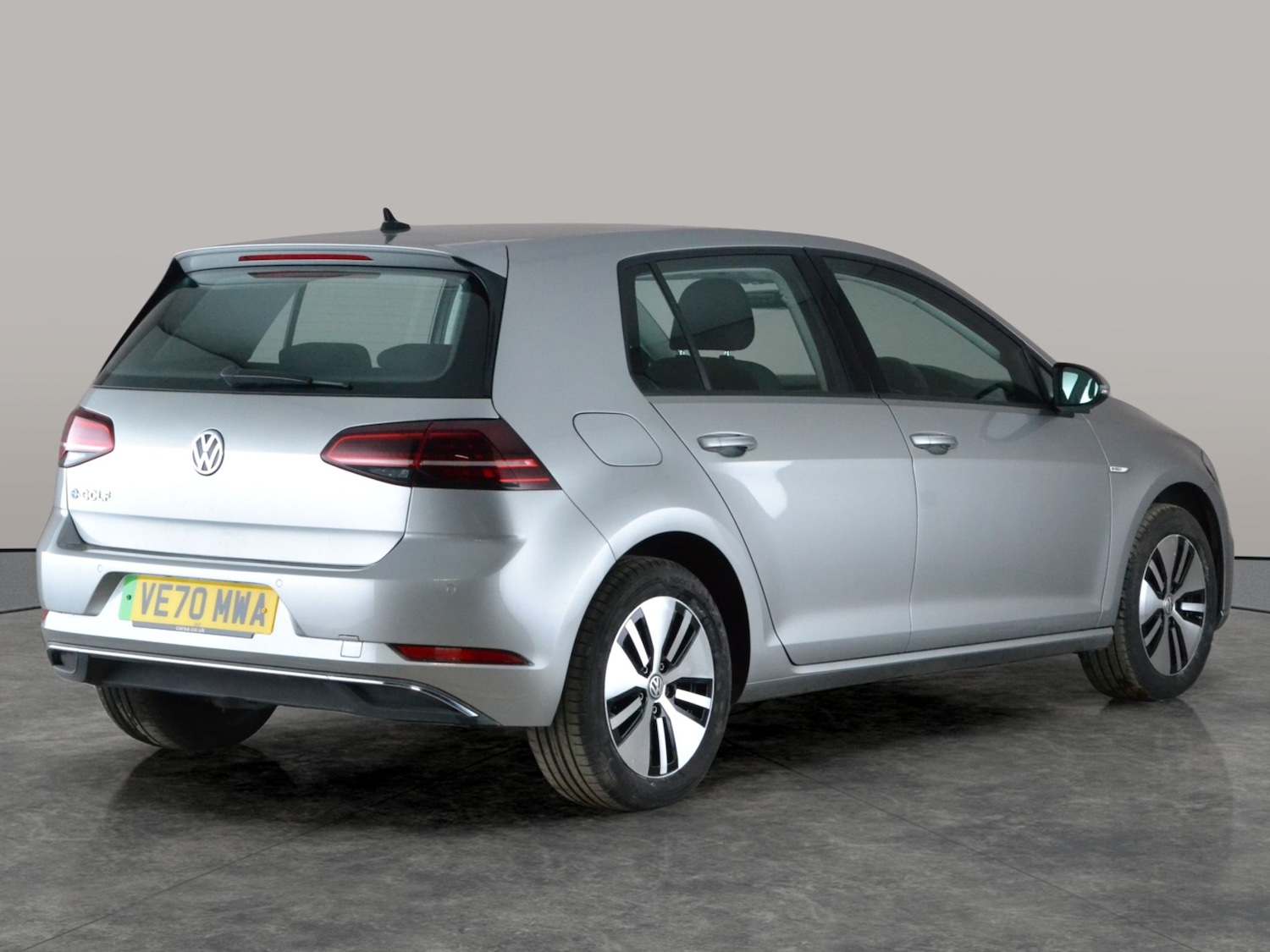 Used Volkswagen Golf 2020 for sale - 78042497: Photo 10