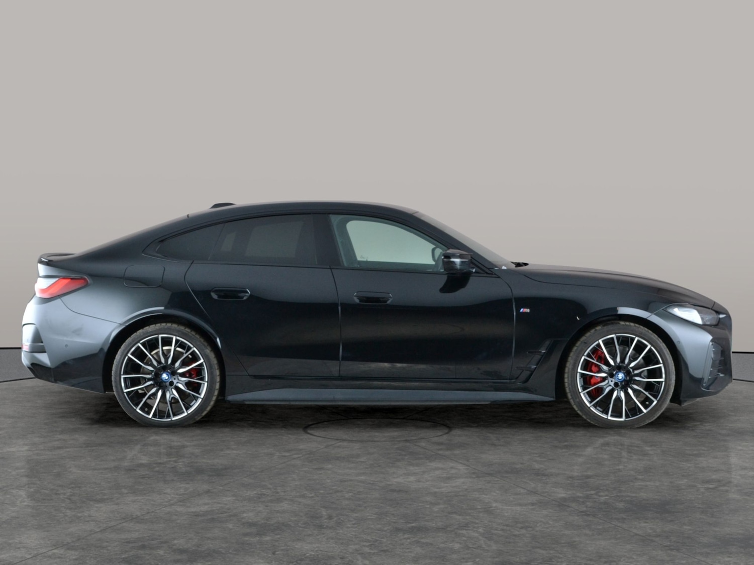 Used BMW i4 2022 for sale - 77043642: Photo 10