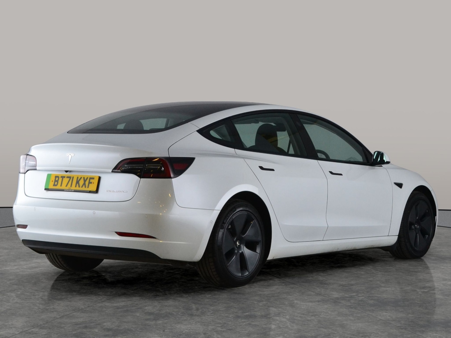 Used Tesla Model 3 2021 for sale - 76960557: Photo 12