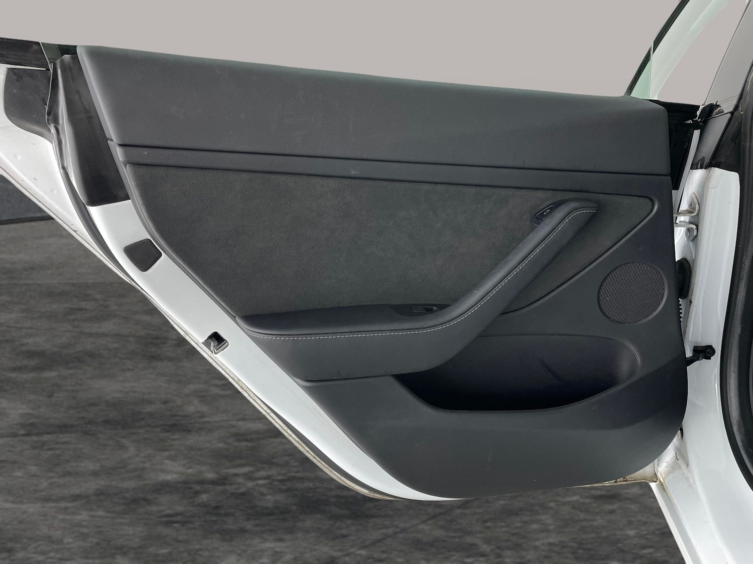 Used Tesla Model 3 2021 for sale - 76960557: Photo 38