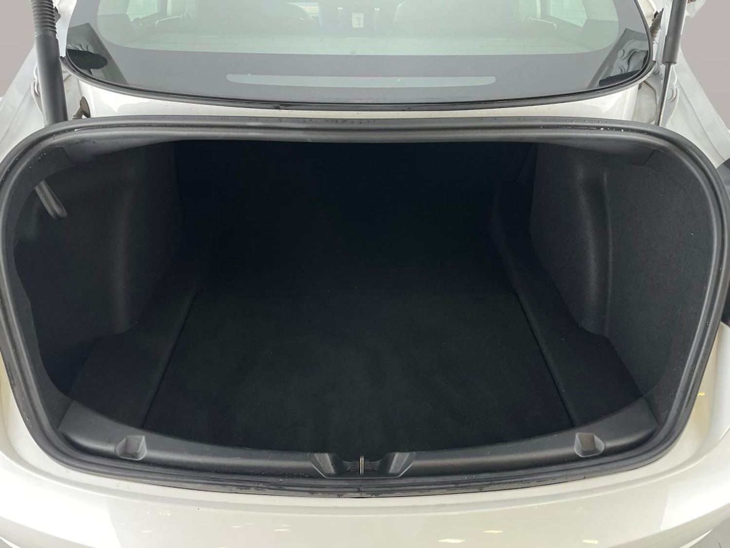 Used Tesla Model 3 2021 for sale - 76960557: Photo 42