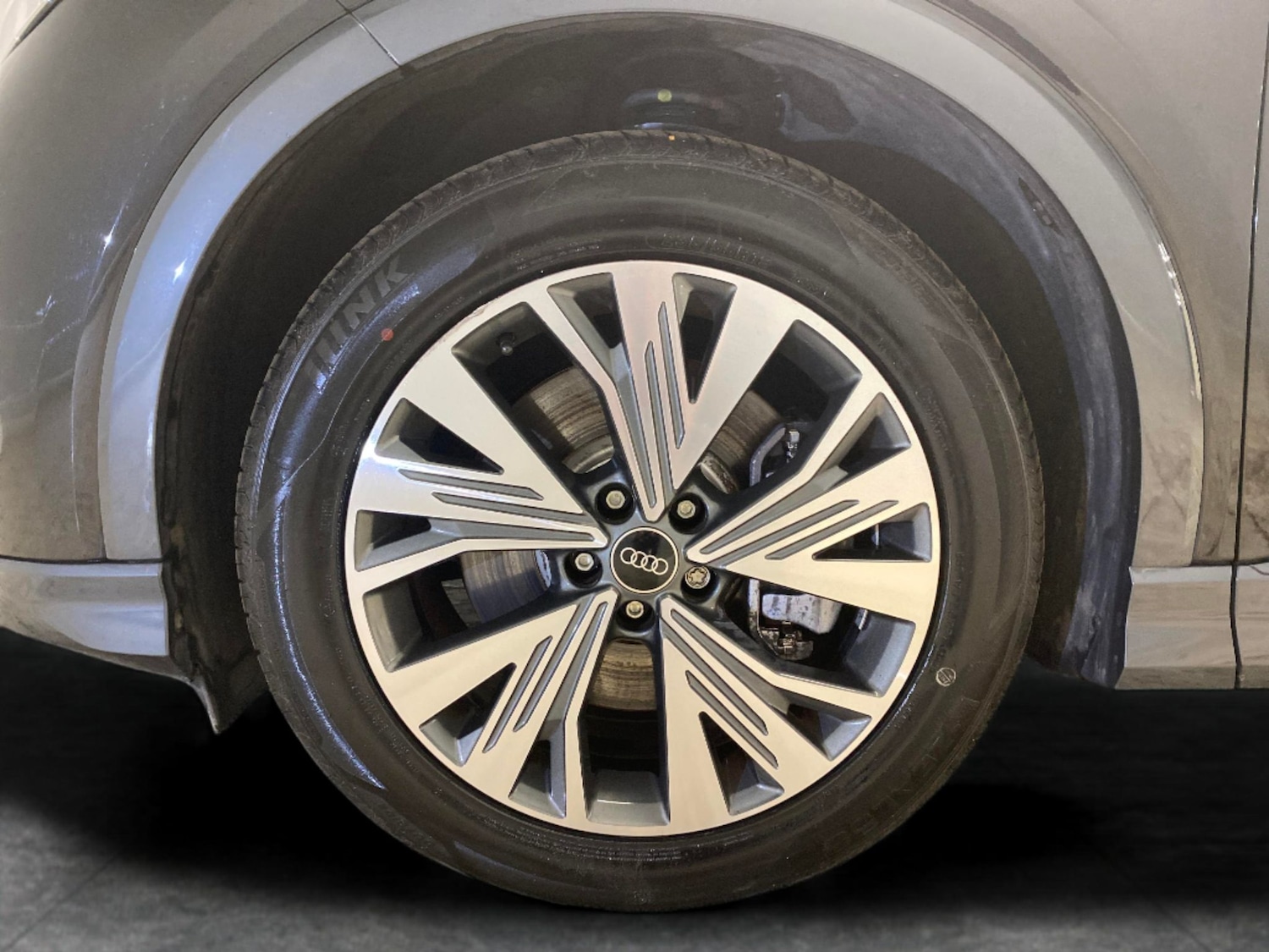 Used Audi Q4 e-tron 2023 for sale - 78094126: Photo 21