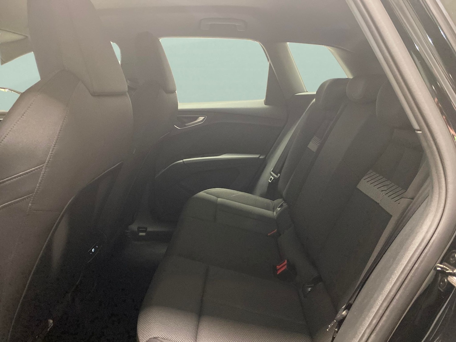 Used Audi Q4 e-tron 2023 for sale - 78094126: Photo 24