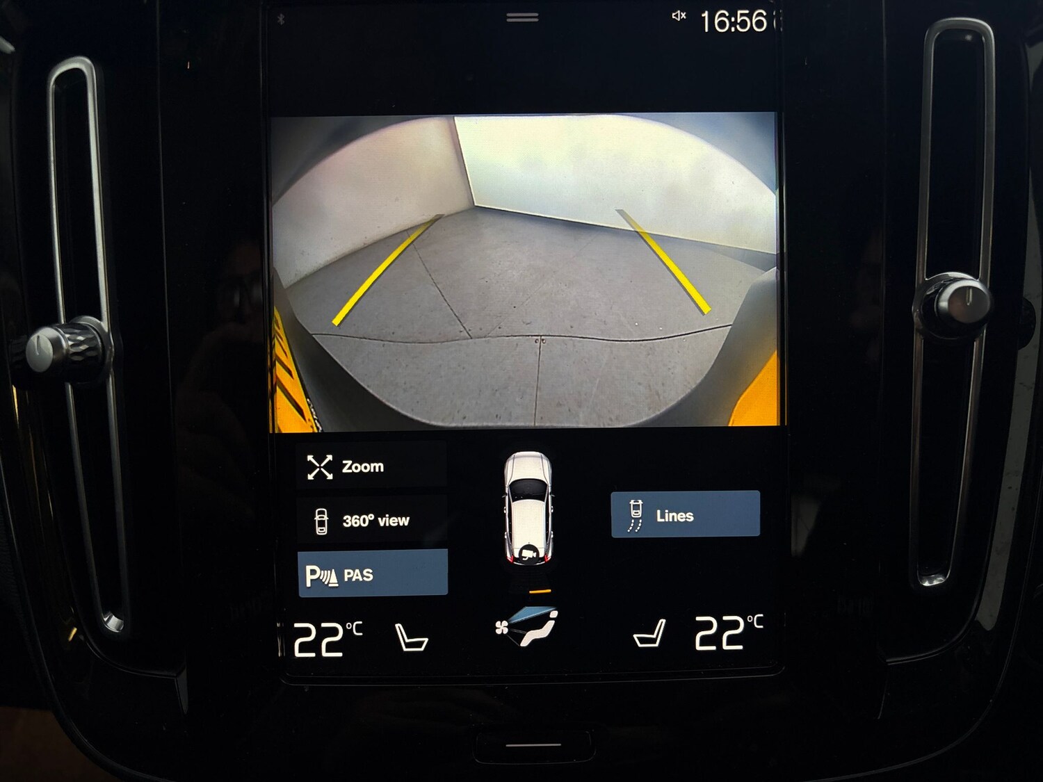 Used Volvo XC40 2022 for sale - 77499934: Photo 7