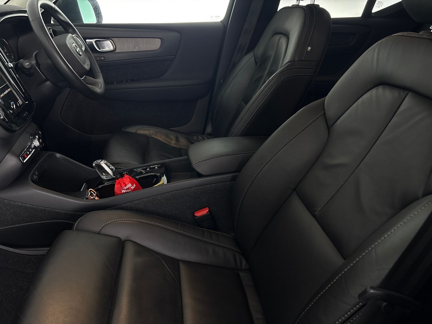 Used Volvo XC40 2022 for sale - 77499934: Photo 8