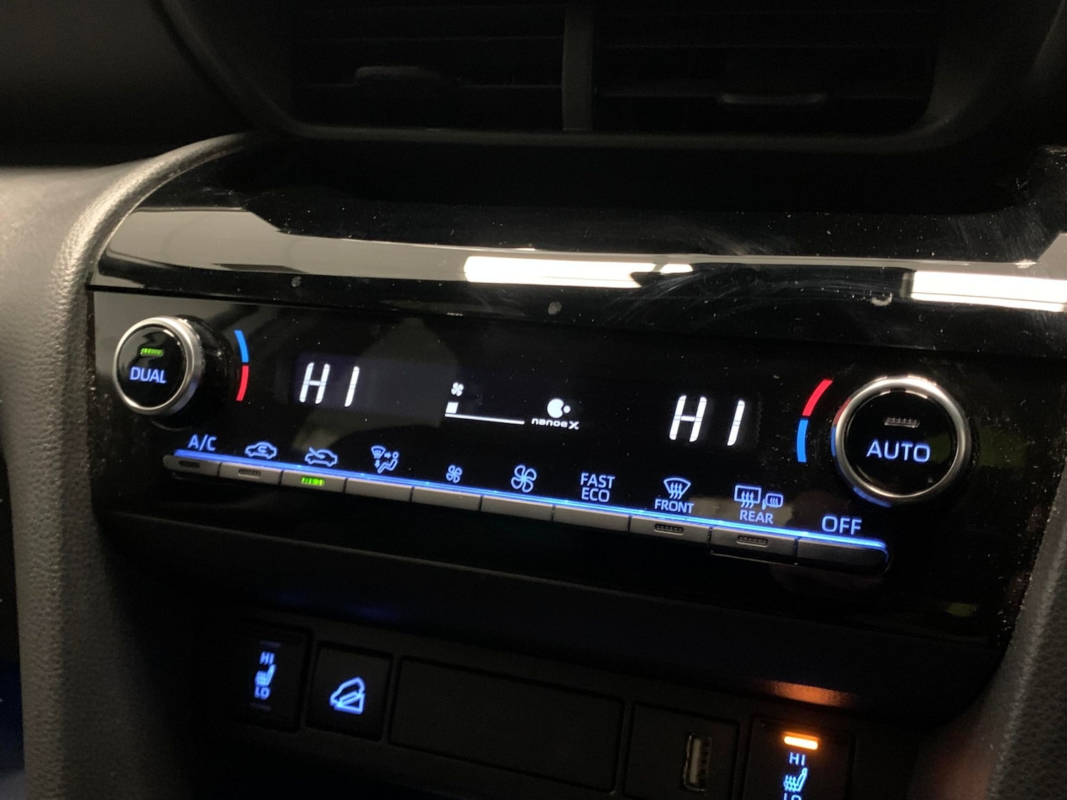 Used Toyota Yaris Cross 2022 for sale - 77043559: Photo 17