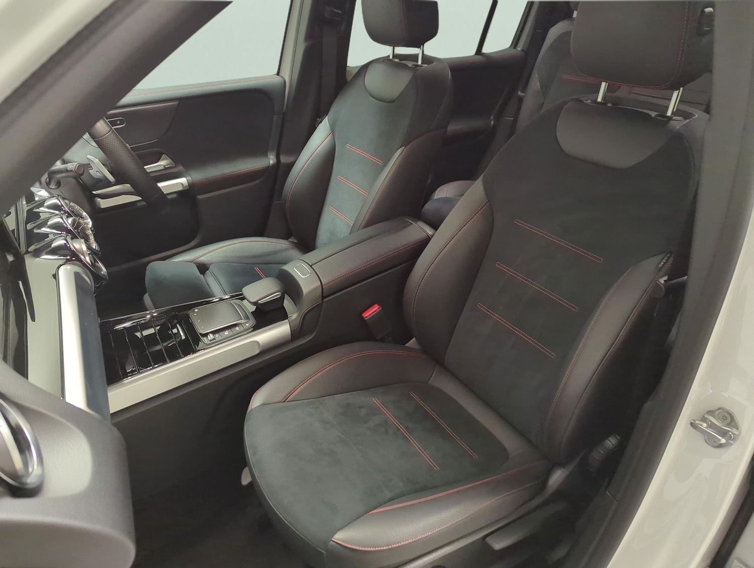 Used Mercedes-Benz GLB 2022 for sale - 77458181: Photo 6