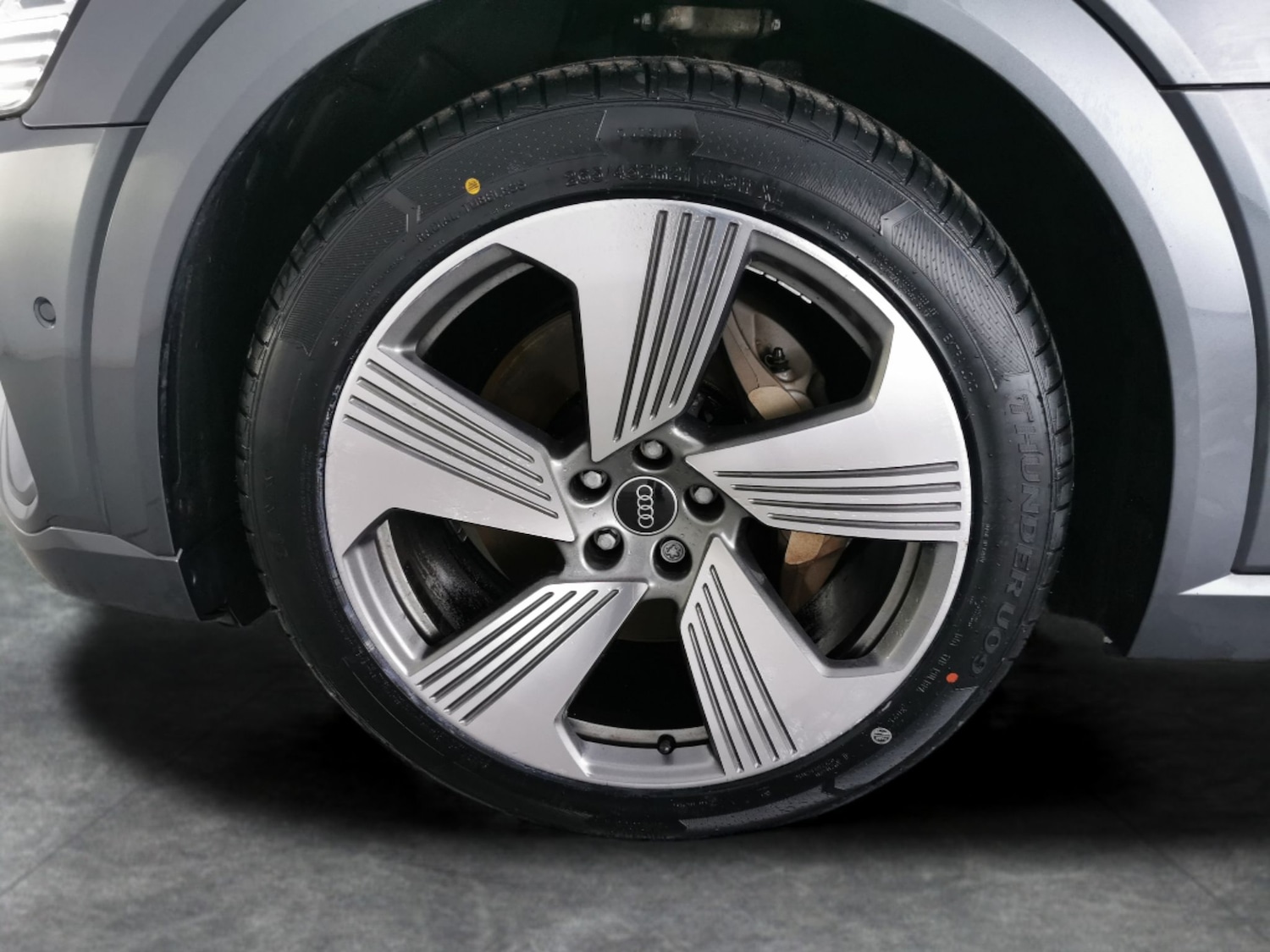 Used Audi e-tron 2022 for sale - 77240630: Photo 28