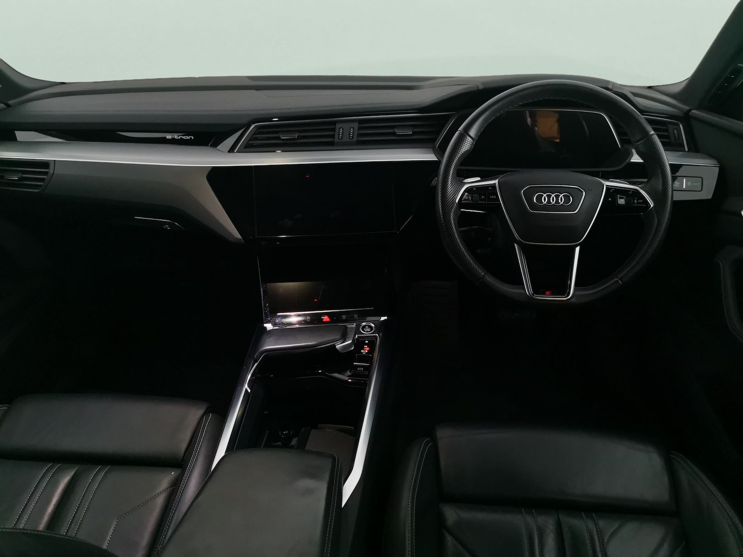 Used Audi e-tron 2022 for sale - 77240630: Photo 8