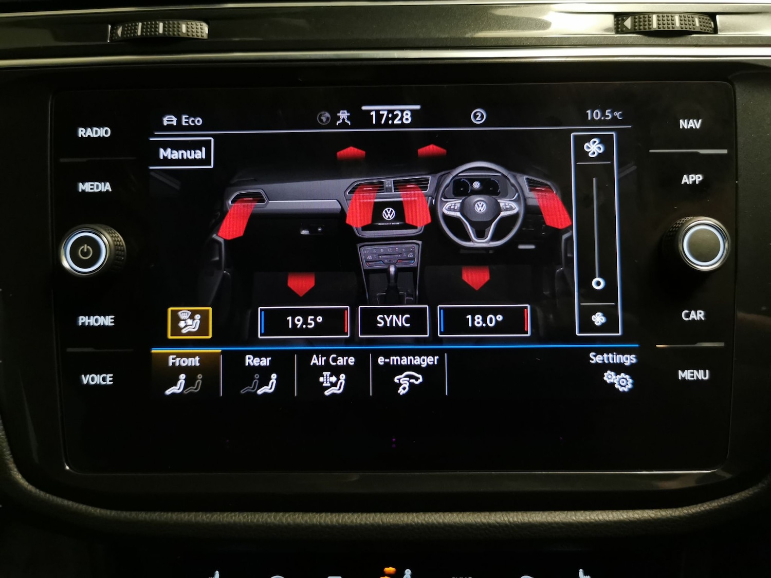 Used Volkswagen Tiguan 2024 for sale - 77918349: Photo 17