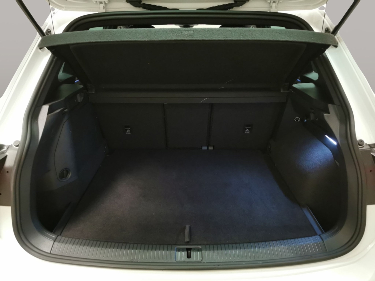 Used Volkswagen Tiguan 2024 for sale - 77918349: Photo 32